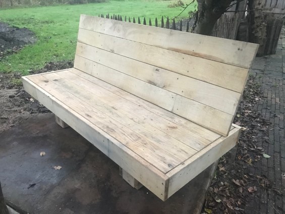 loungebank1
